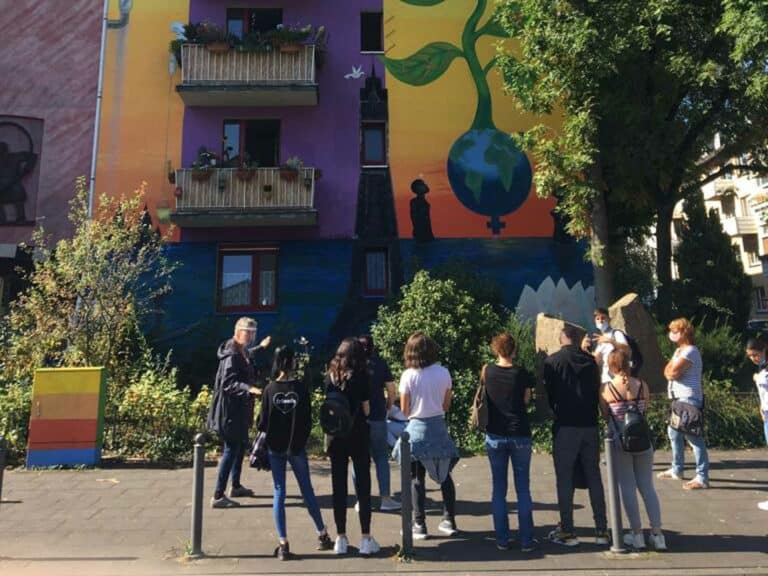 Vermittlungsprogramm Besuchergruppe Weltbaustelle